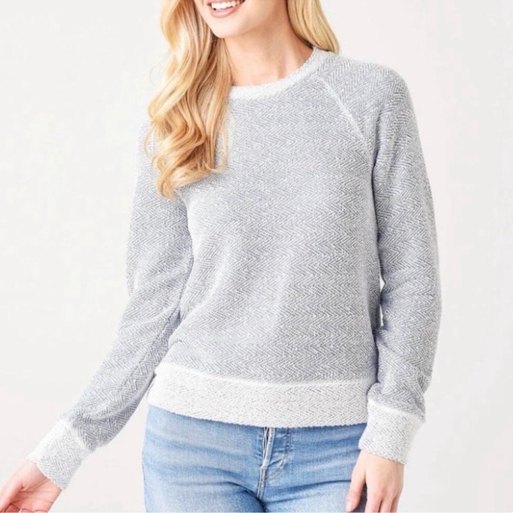 Faherty Heathered Blue and Cream Crew Neck Sweater